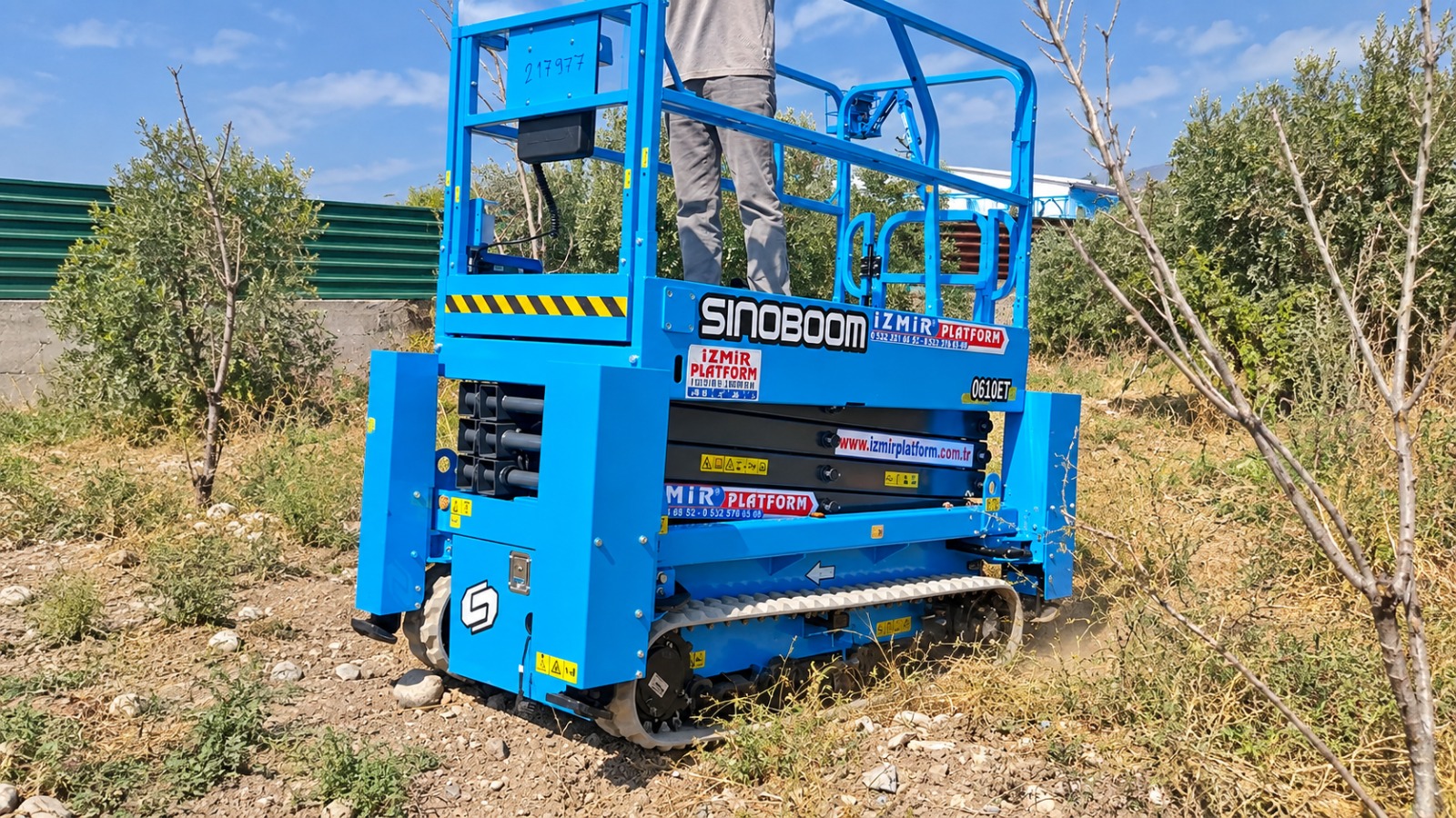 Paletli Manlift Kiralama Torbalı, Torbalı Paletli Manlift Kiralama, Paletli Manlift Kiralama Fiyatları Torbalı, Paletli Manlift Kiralama Firmaları Torbalı, Paletli Manlift Platform Kiralama Torbalı